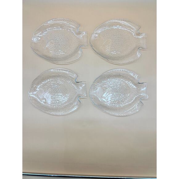 Arcoroc Clear Glass "Poisson" Fish Dinner 10” x 8” Plates Set of 4 - Picture 1 of 4